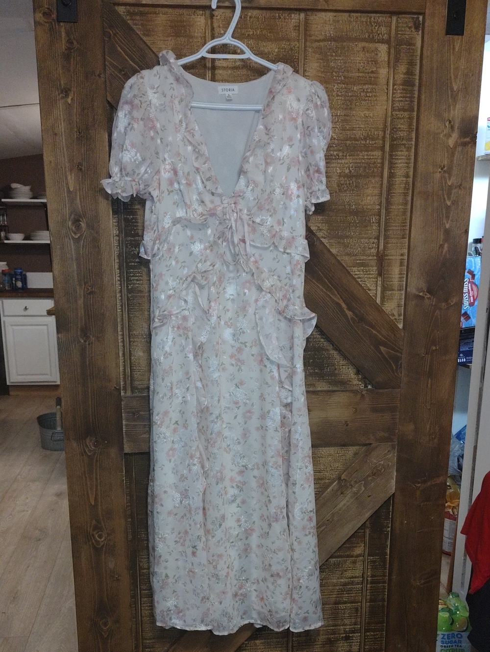 Storia Pale Pink Floral Ruffle Maxi Dress
